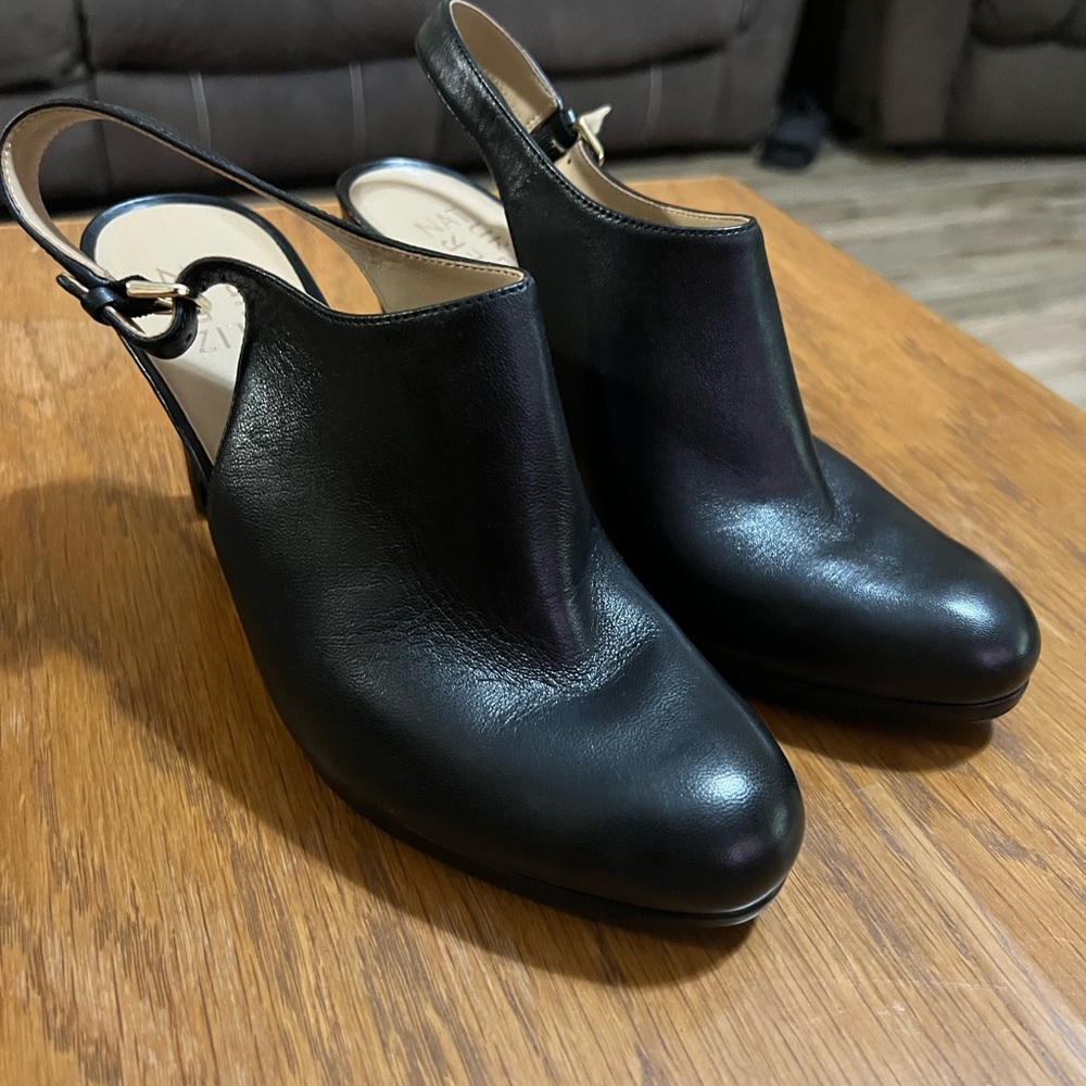 Women’s Naturalizer Heels